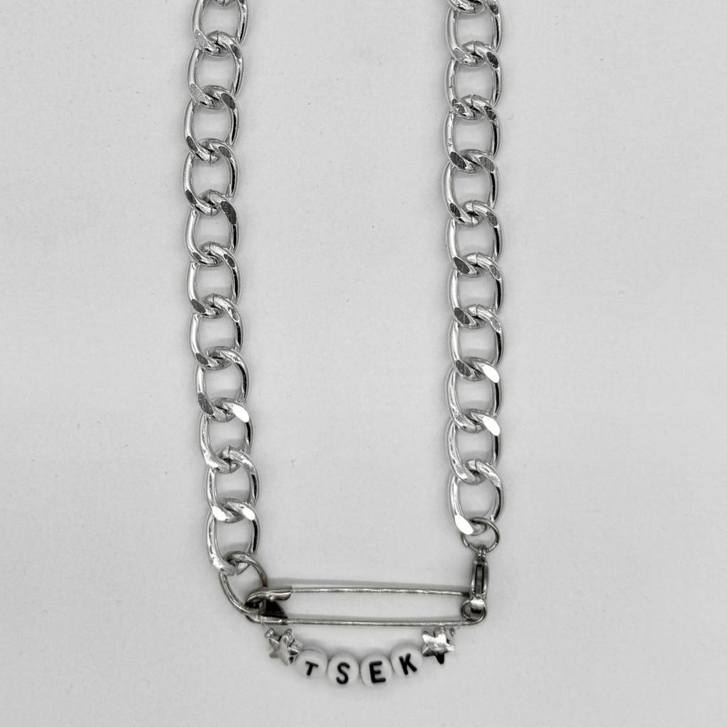 Starry Tsek Necklace